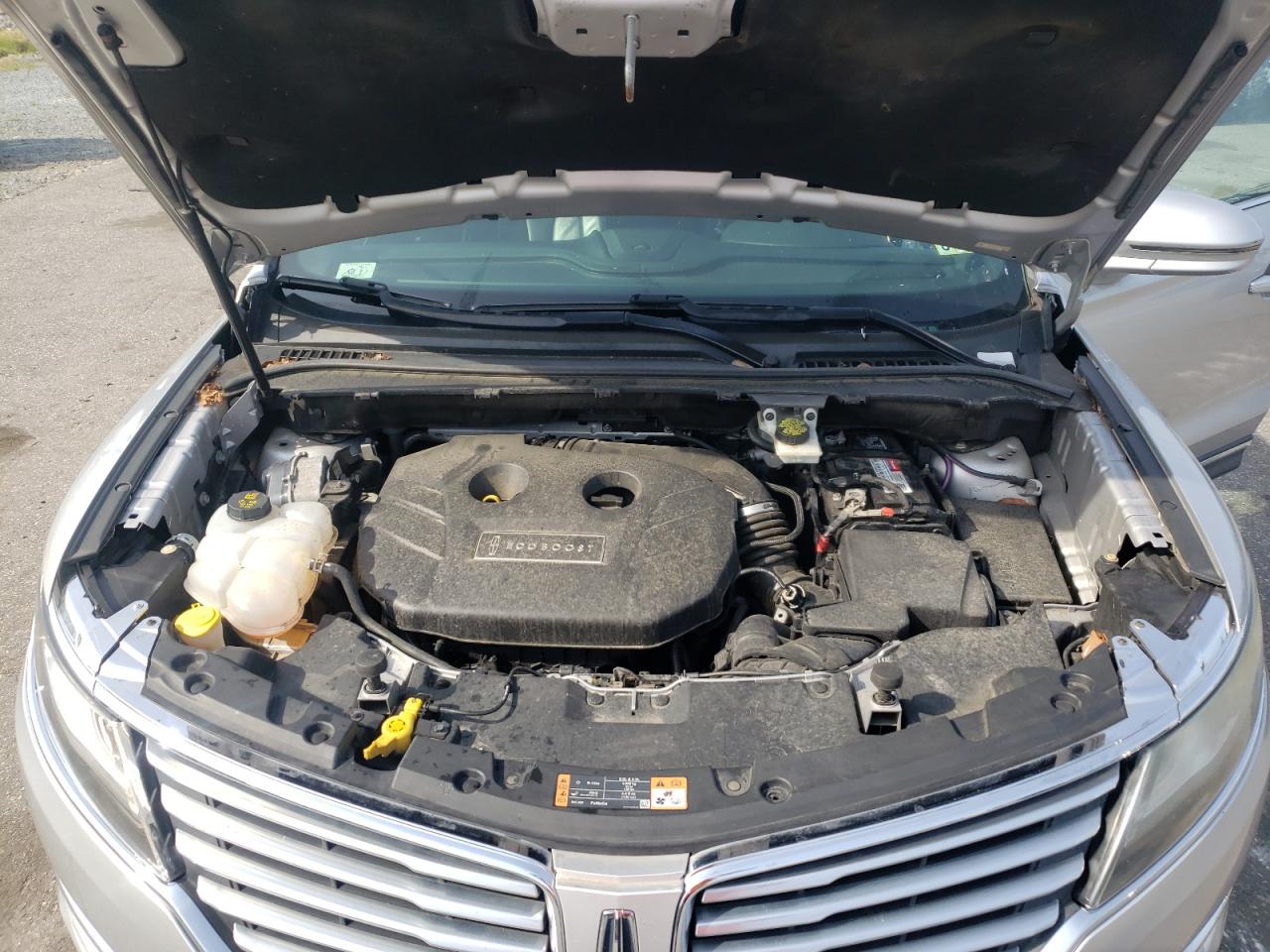 5lmcj2a97fuj08676 5LMCJ2A97FUJ08676 2015 Lincoln Mkc