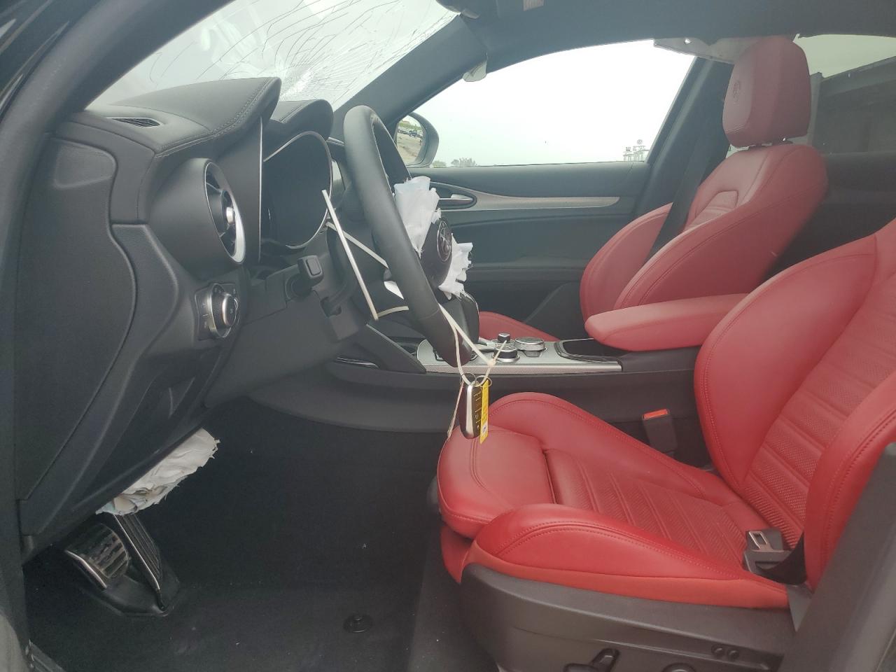 2024 Alfa Romeo Stelvio Ti VIN: ZASPAKBN9R7D72979 Lot: 64483465