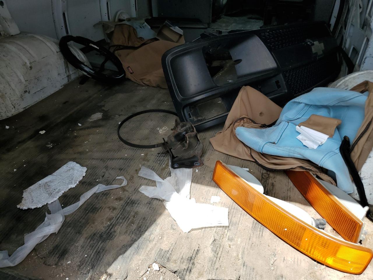 2006 Chevrolet Express G1500 VIN: 1GCEG15X161187099 Lot: 66988985