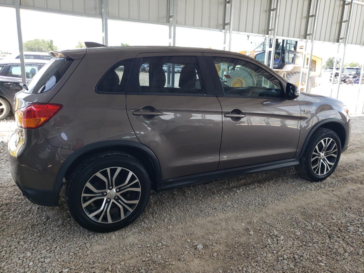 2017 Mitsubishi Outlander Sport Es VIN: JA4AP3AUXHZ012211 Lot: 64254525