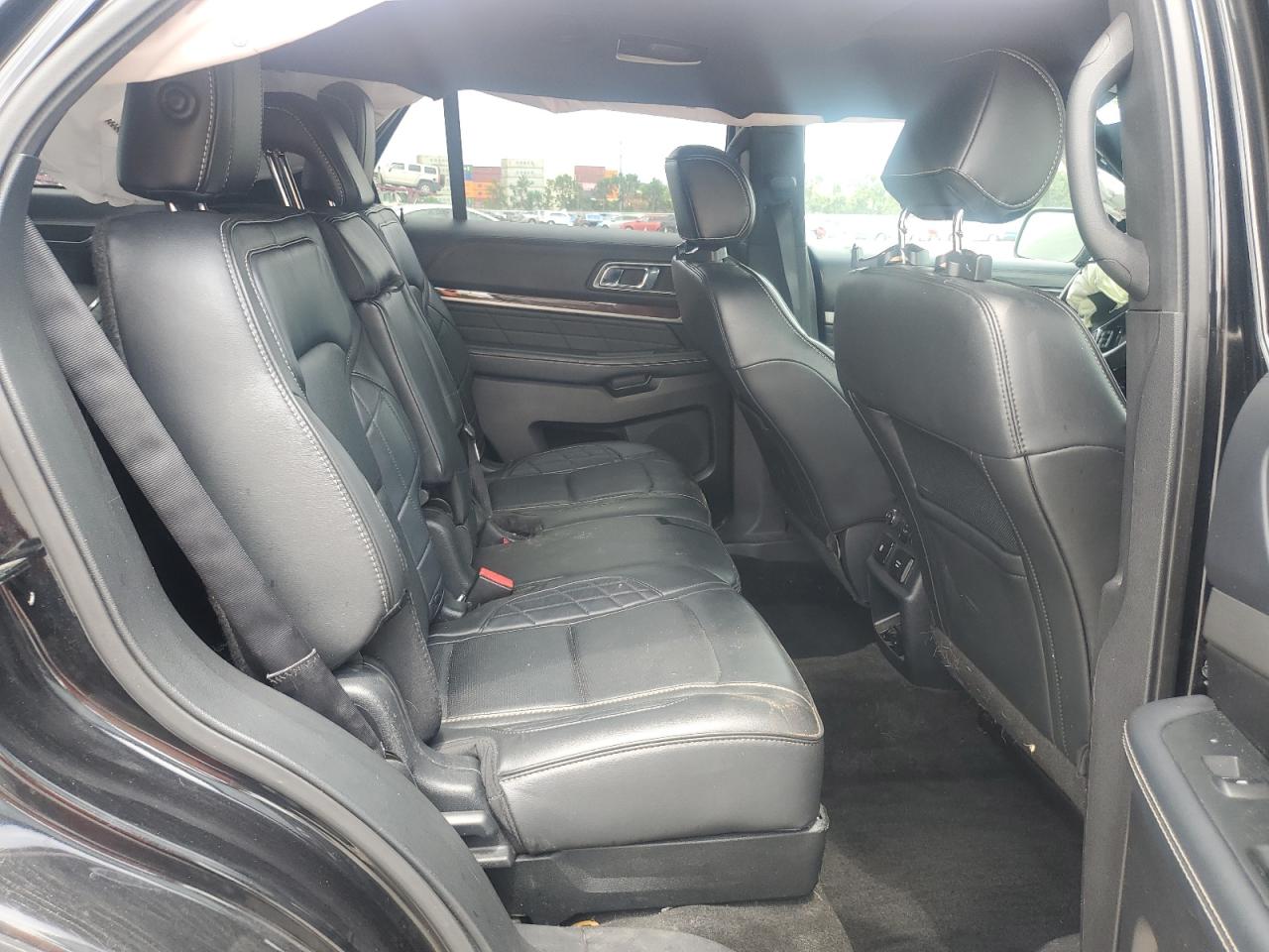 2017 Ford Explorer Platinum VIN: 1FM5K8HT8HGC49593 Lot: 64365895