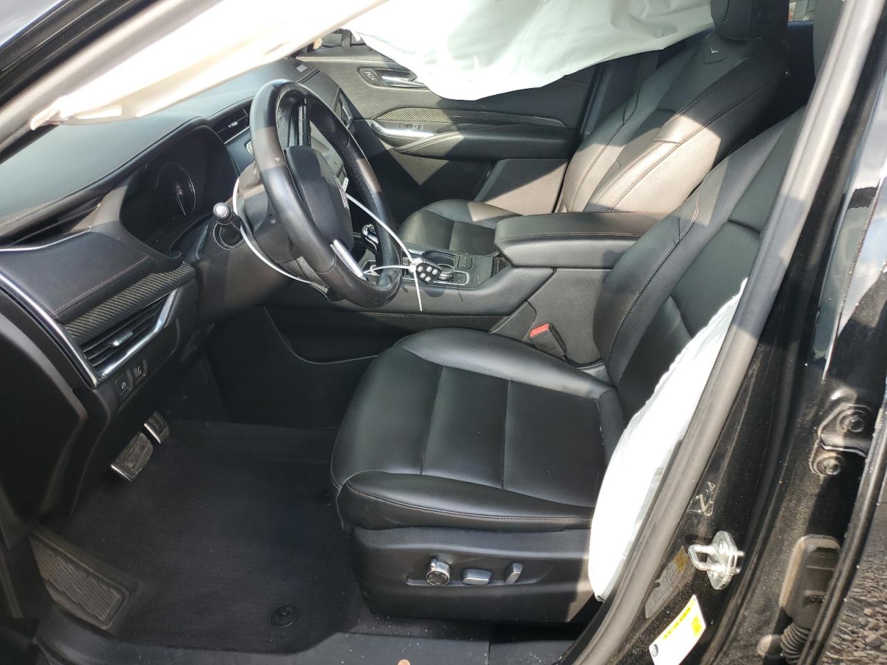 2020 Cadillac Xt4 Sport VIN: 1GYFZER49LF045517 Lot: 64400395
