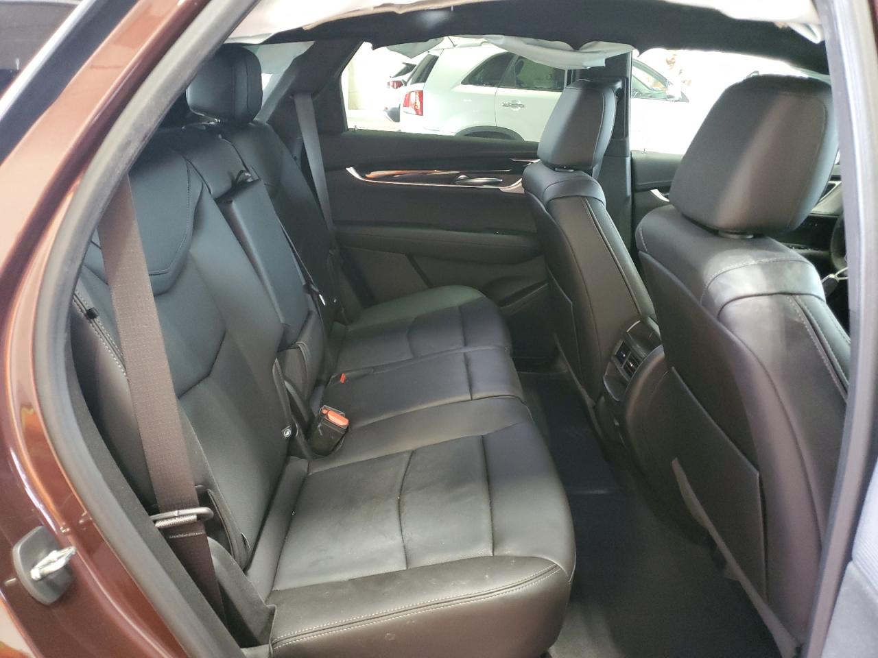 2022 Cadillac Xt5 Premium Luxury VIN: 1GYKNDR47NZ180615 Lot: 64355375