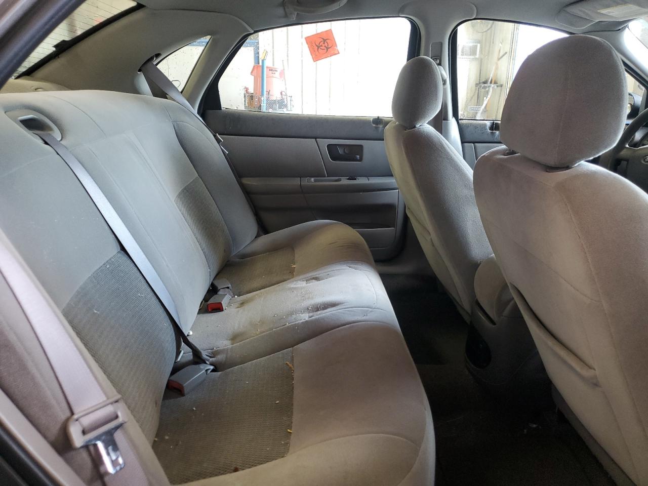2005 Ford Taurus Se VIN: 1FAFP53215A156233 Lot: 64512575