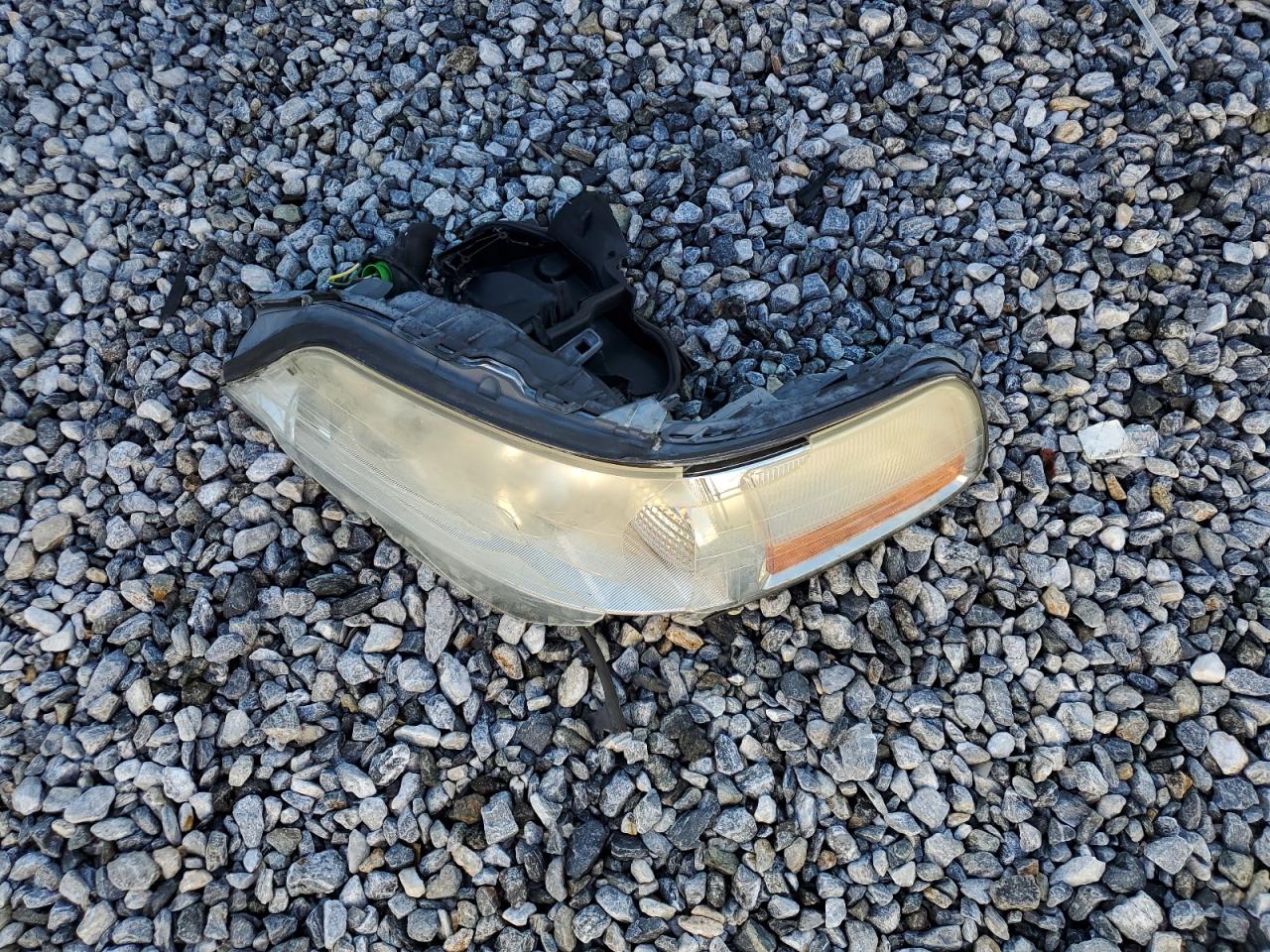 2003 Lincoln Town Car Executive VIN: 1LNHM81W03Y606246 Lot: 64653895