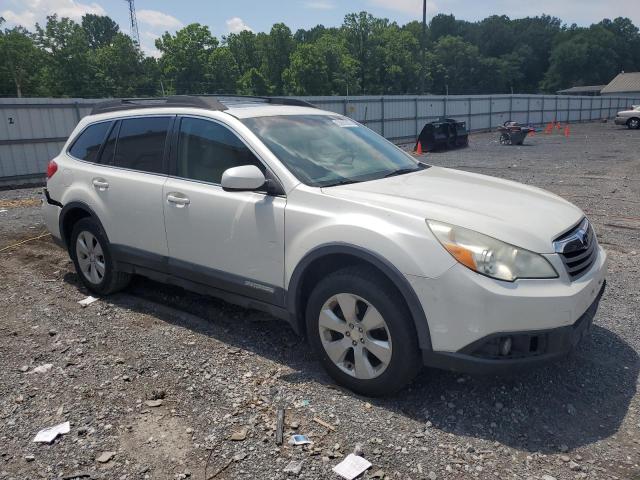  SUBARU OUTBACK 2012 White