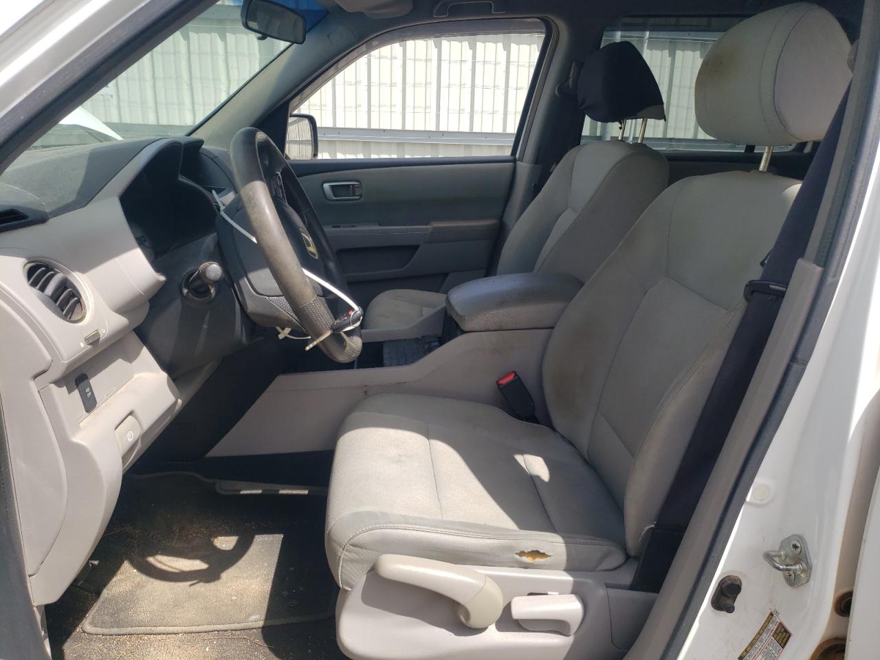 2009 Honda Pilot Lx VIN: 5FNYF382X9B021266 Lot: 64661275