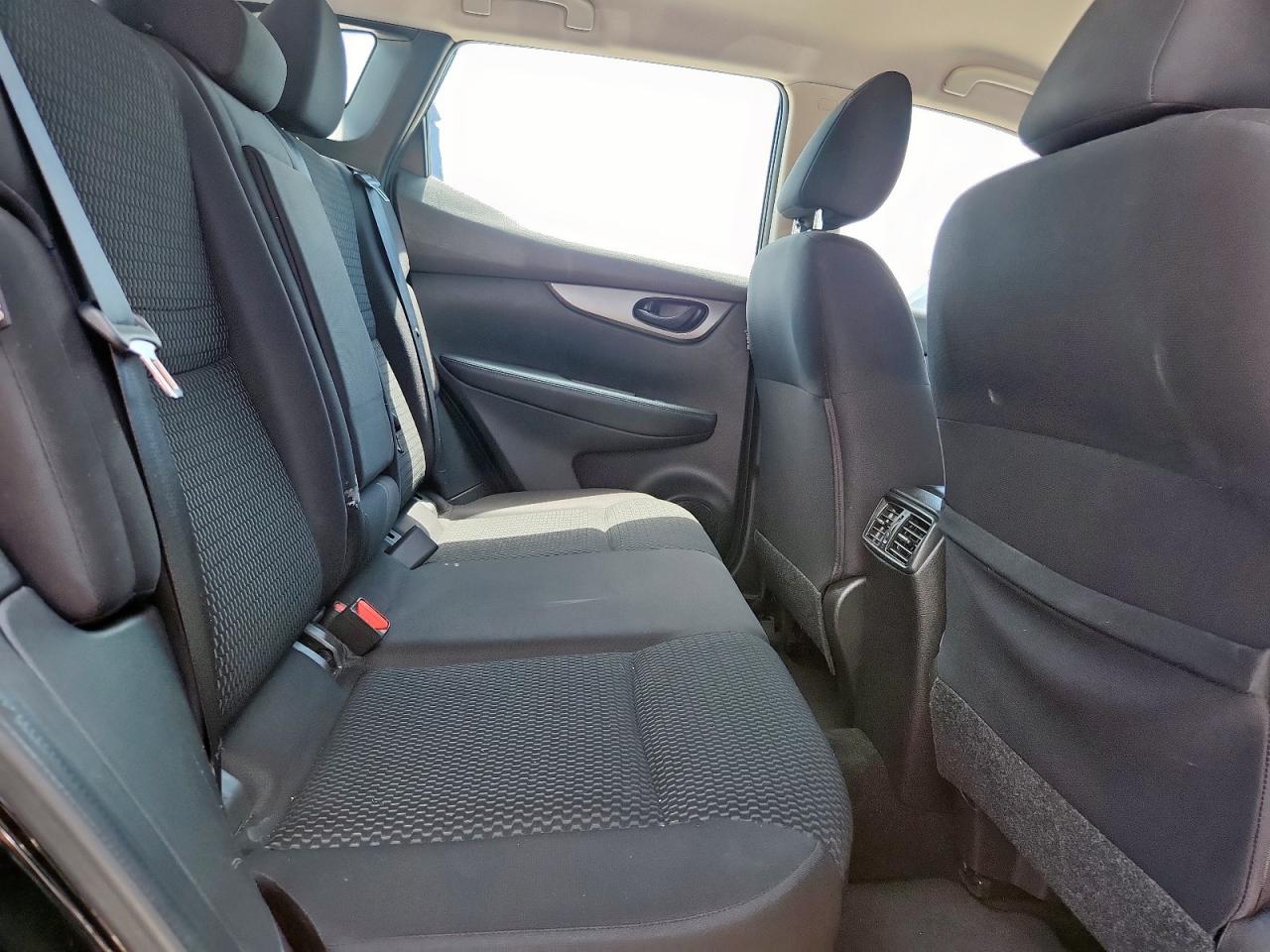 2022 Nissan Rogue Sport S VIN: JN1BJ1AW1NW683137 Lot: 63849575
