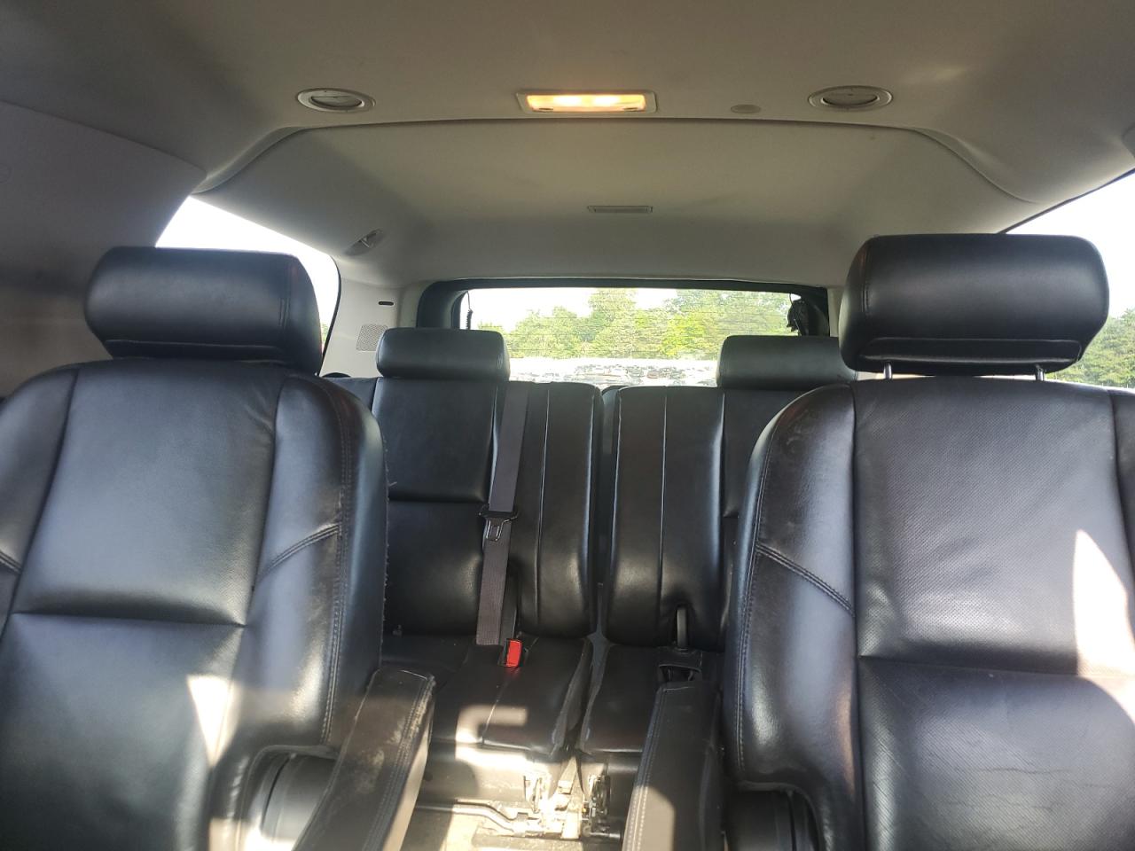 2009 GMC Yukon Xl Denali VIN: 1GKFK06269R300913 Lot: 62919015