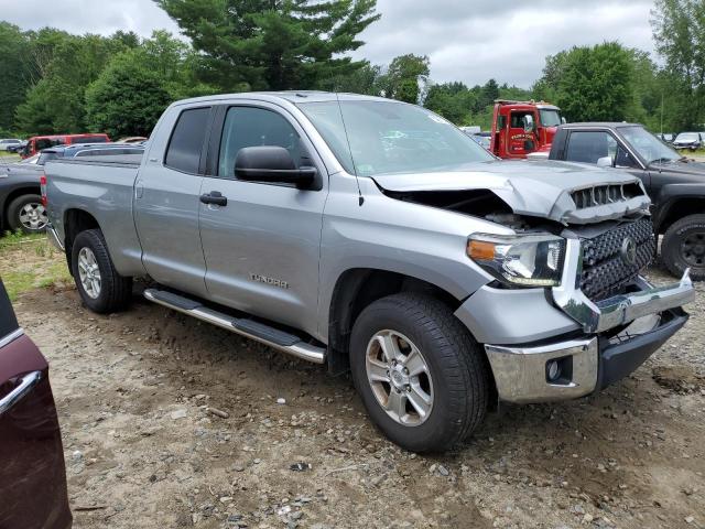  TOYOTA TUNDRA 2019 Srebrny