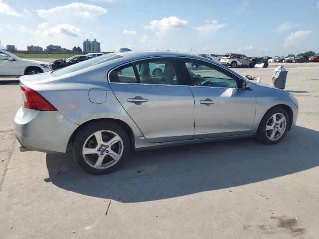  VOLVO S60 2013 Srebrny