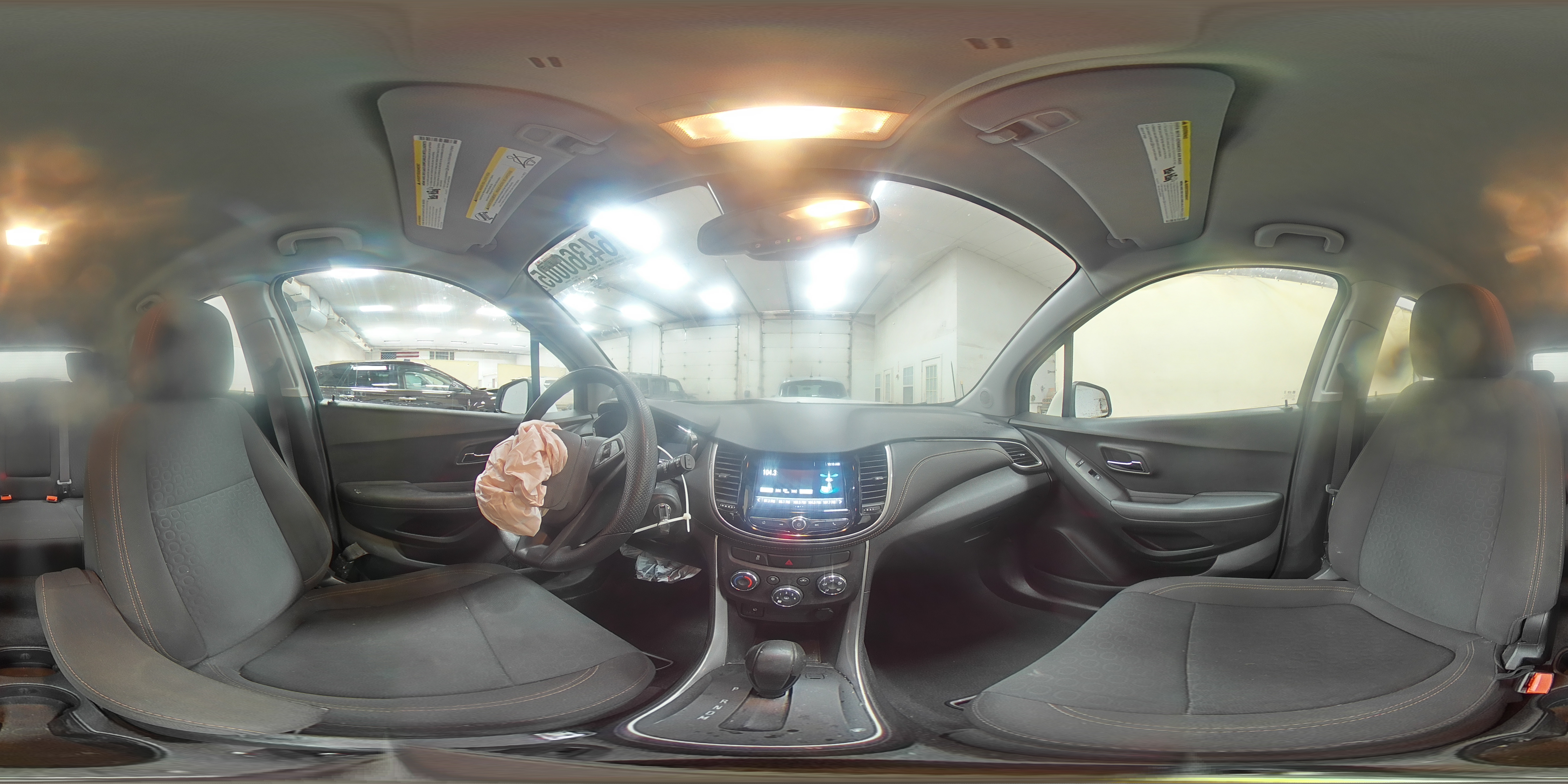 2017 Chevrolet Trax Ls VIN: KL7CJNSB5HB219572 Lot: 64360005