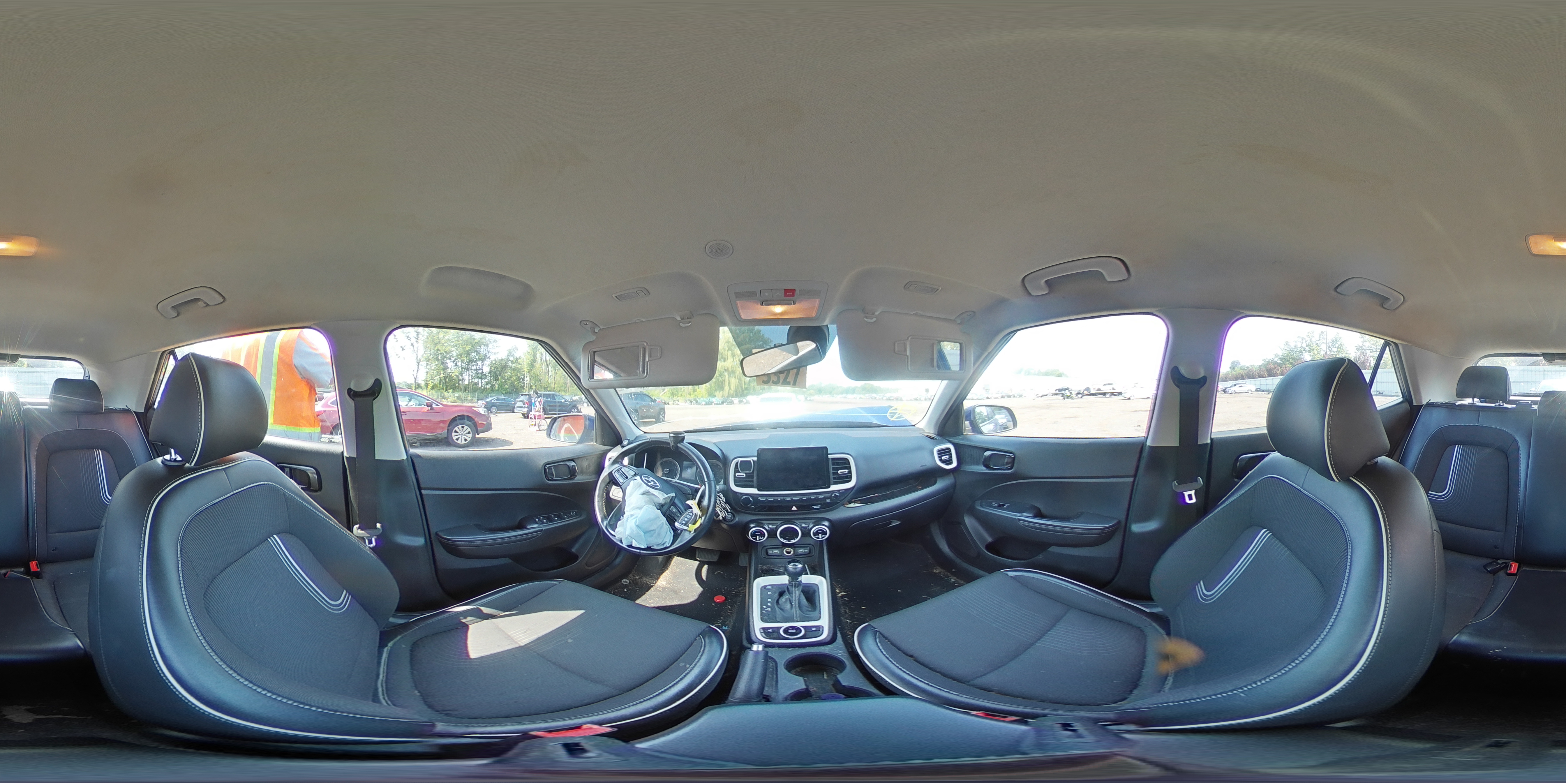 2022 Hyundai Venue Sel VIN: KMHRC8A30NU205190 Lot: 63253655