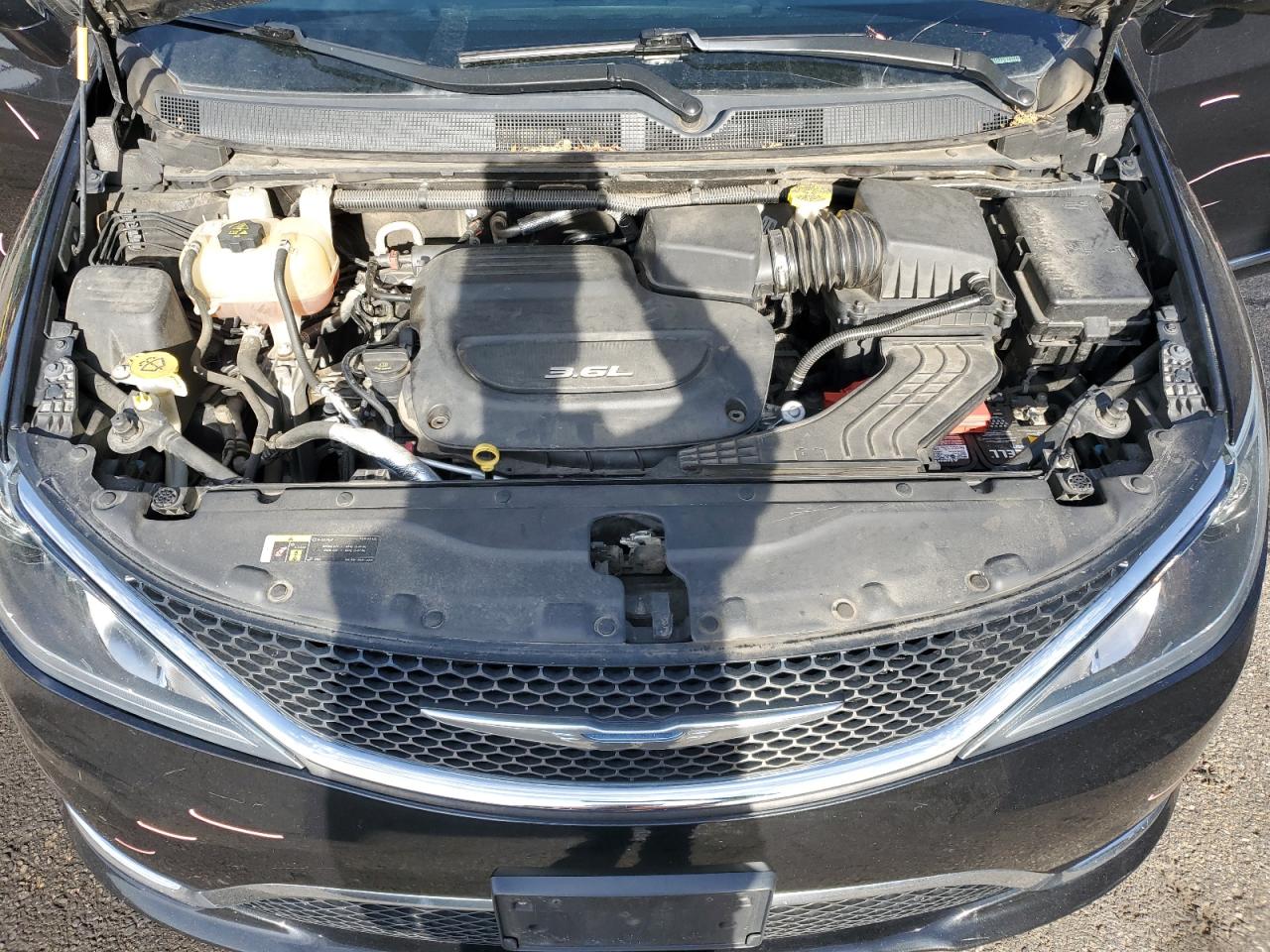 2018 Chrysler Pacifica Touring L VIN: 2C4RC1BG1JR149829 Lot: 65477185