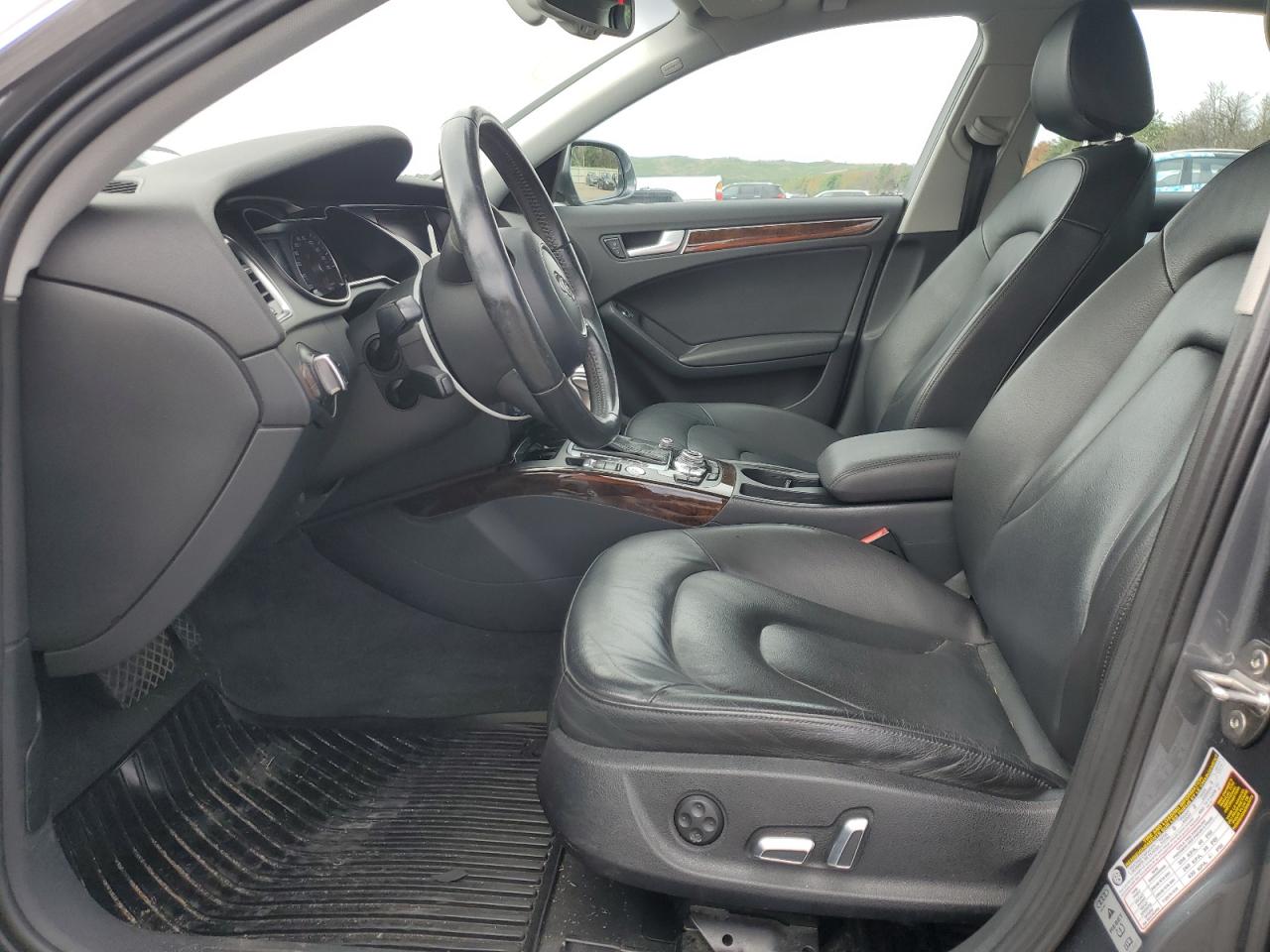 2015 Audi A4 Premium Plus VIN: WAUFFAFL2FN013857 Lot: 64047865
