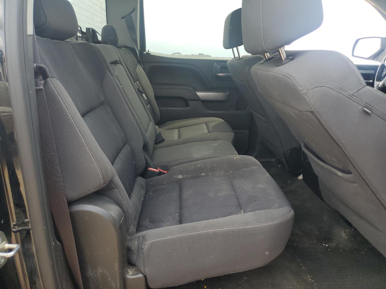 2017 Chevrolet Silverado K1500 Lt VIN: 3GCUKREC1HG375678 Lot: 65657605