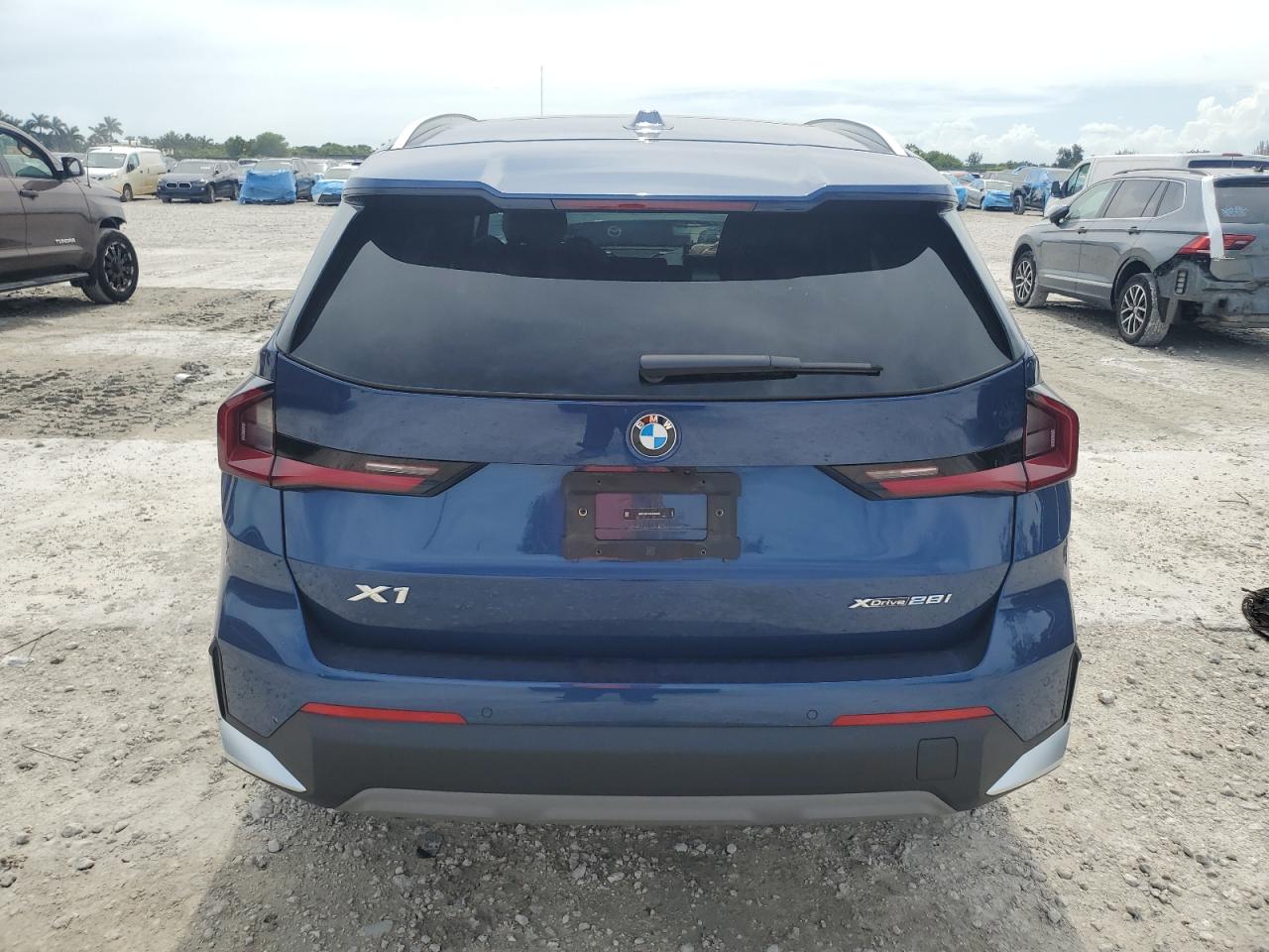 2023 BMW X1 xDrive28I VIN: WBX73EF05P5X99381 Lot: 64164065
