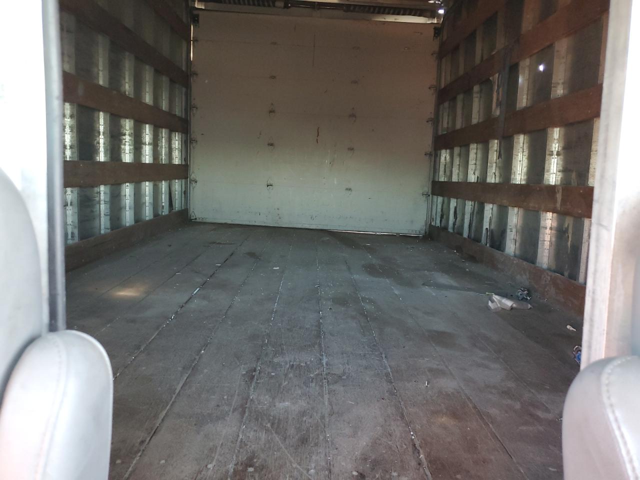 2016 Ford Econoline E350 Super Duty Cutaway Van VIN: 1FDWE3FL7GDC10317 Lot: 63976095