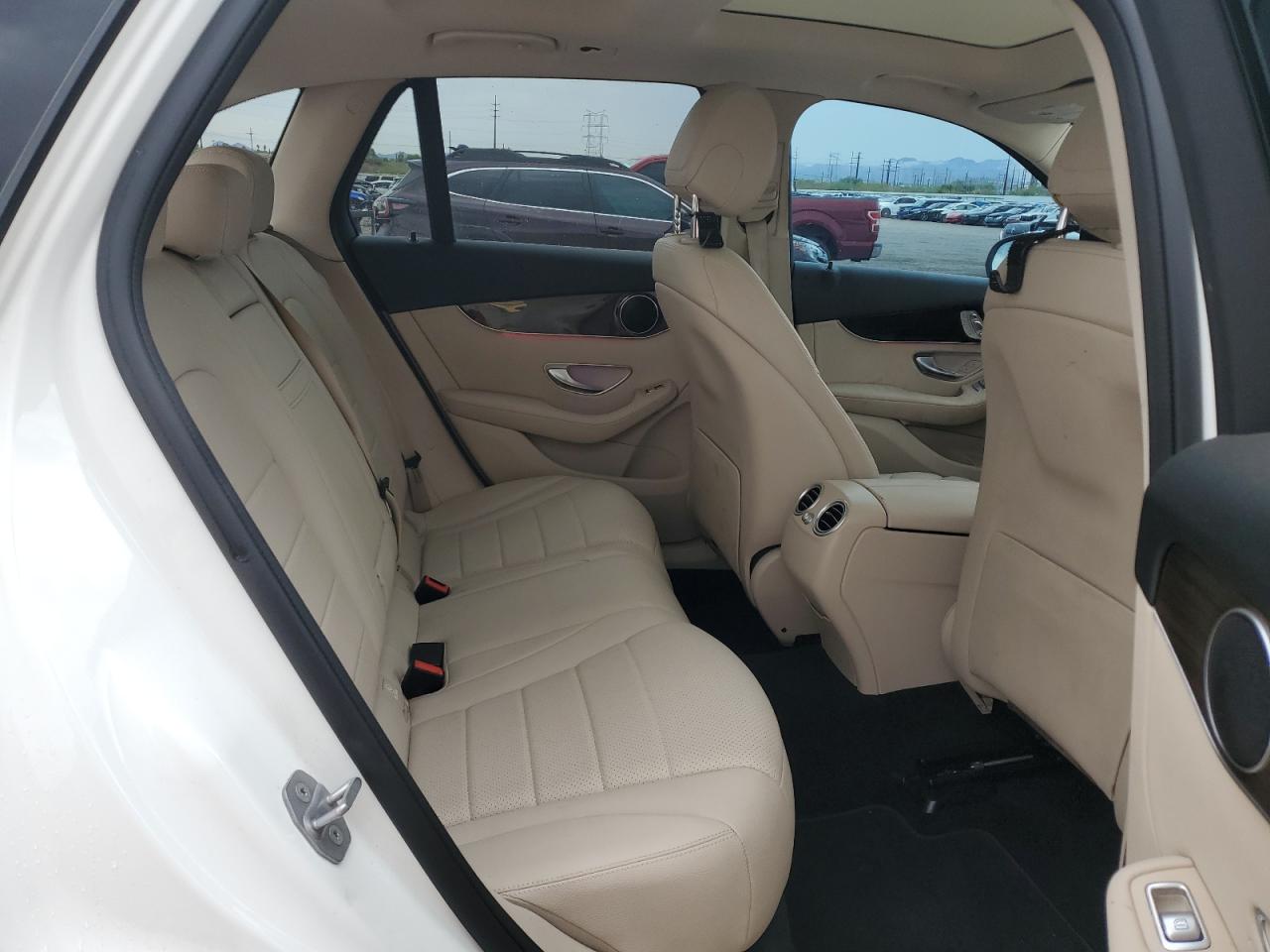 2020 Mercedes-Benz Glc 300 VIN: W1N0G8DB7LV255685 Lot: 63845555