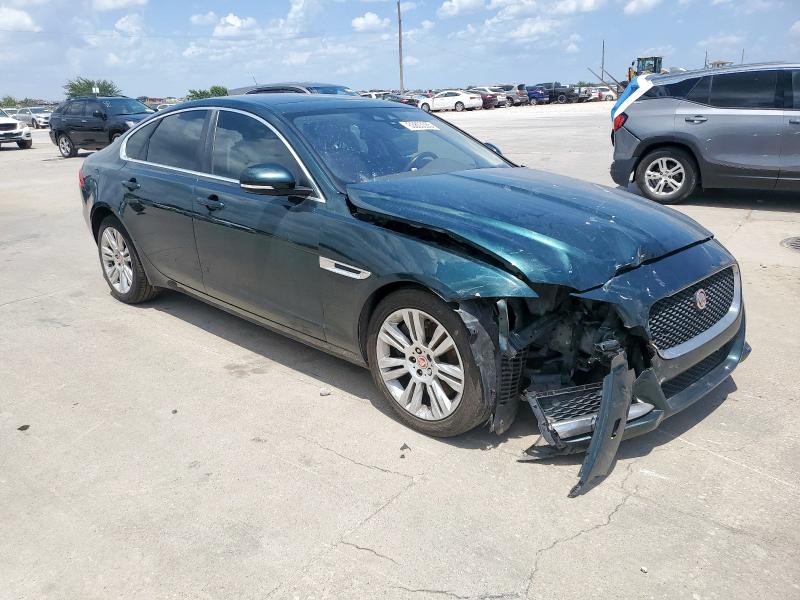 Sedans JAGUAR XF 2017 Zielony