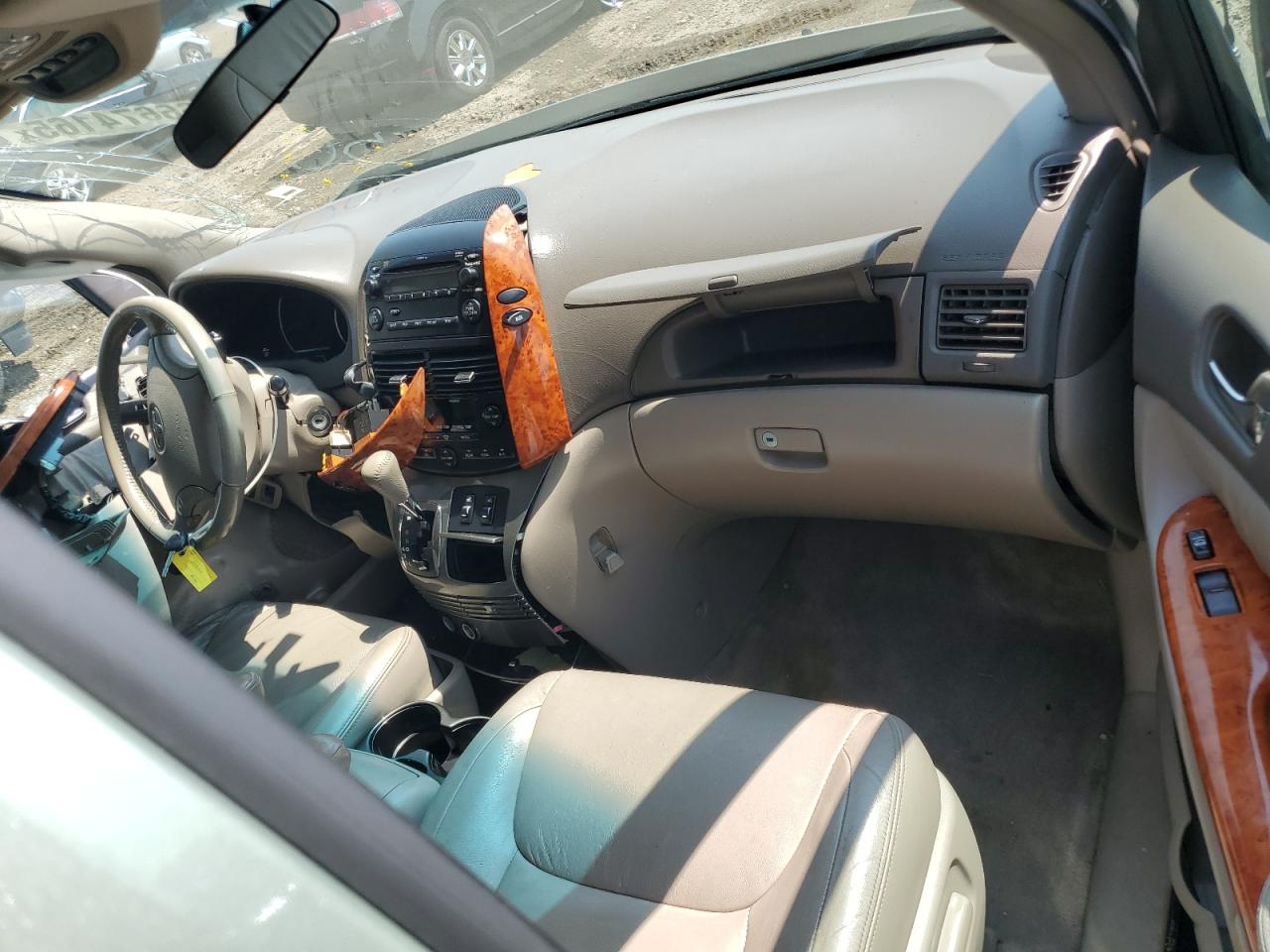 2008 Toyota Sienna Xle VIN: 5TDZK22C78S165783 Lot: 84044615