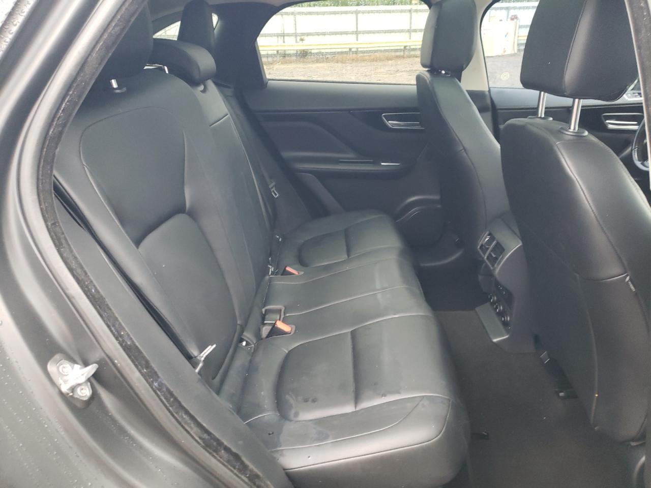 2018 Jaguar F-Pace Premium VIN: SADCJ2GXXJA235675 Lot: 63371605