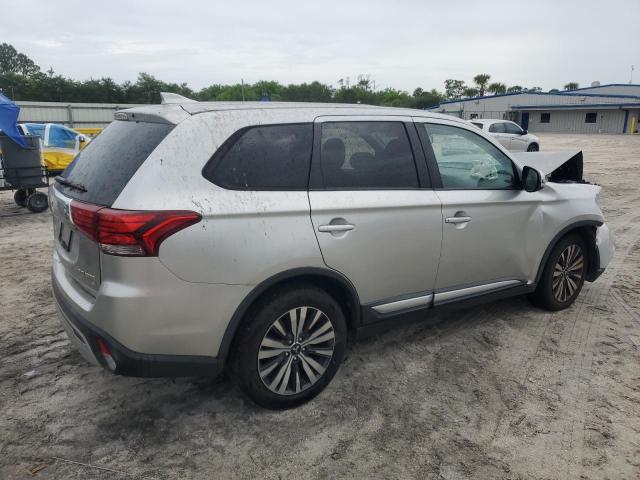  MITSUBISHI OUTLANDER 2019 Серебристый