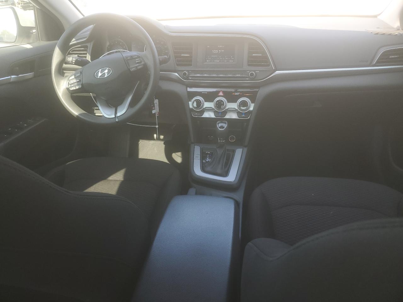 2019 Hyundai Elantra Se VIN: 5NPD74LF6KH460984 Lot: 63031965