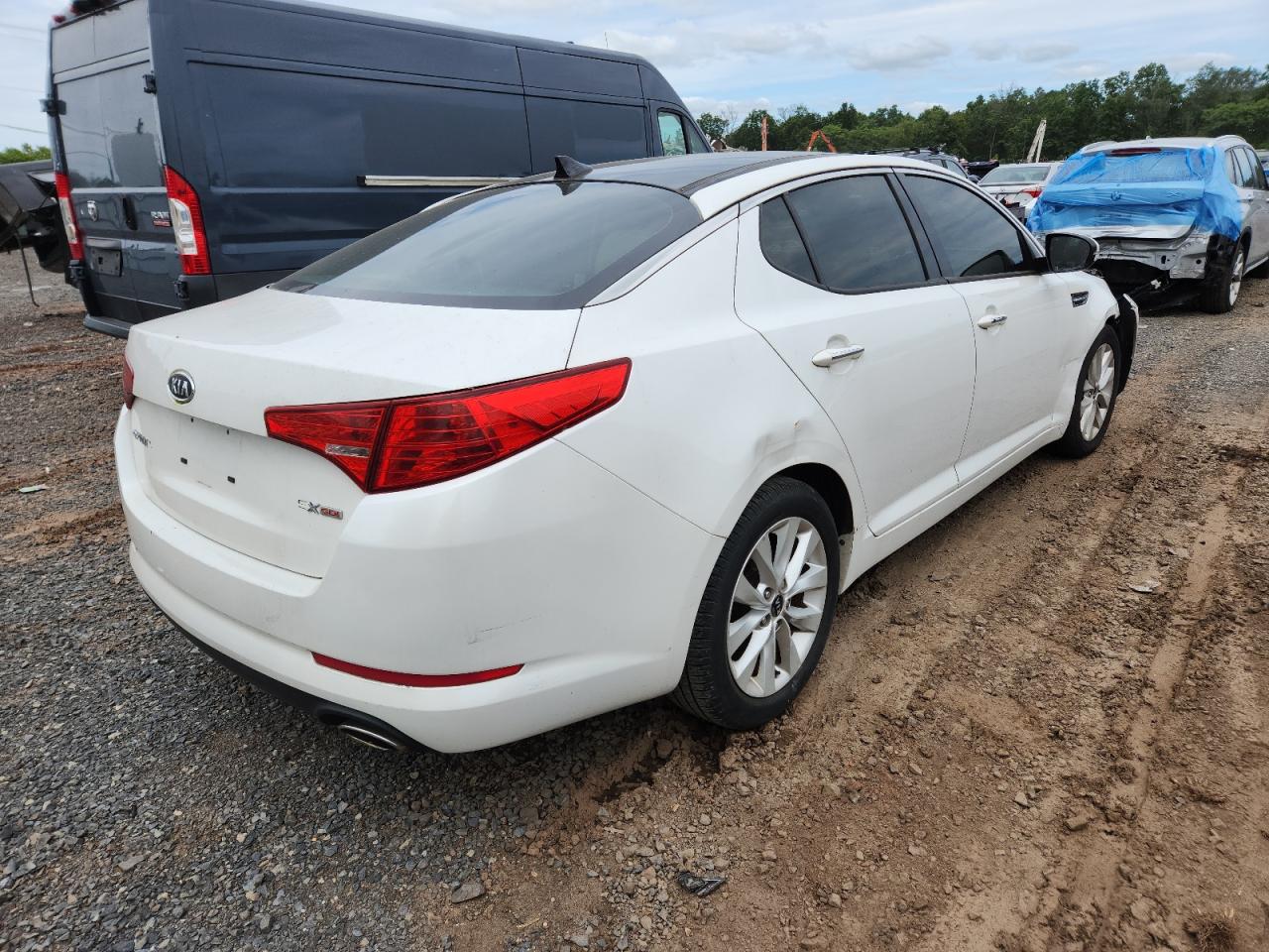 2011 Kia Optima Ex VIN: KNAGN4A70B5085685 Lot: 61663705