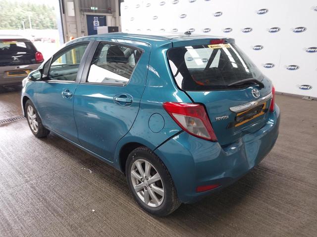 2013 TOYOTA YARIS TR V