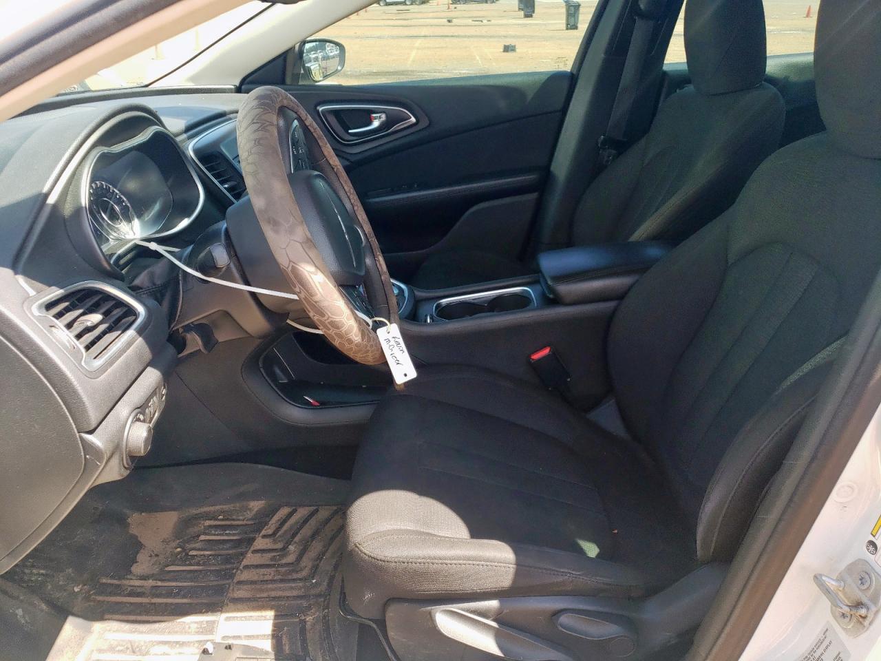 2016 Chrysler 200 Limited VIN: 1C3CCCAB7GN151229 Lot: 66117355