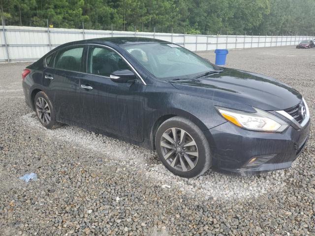  NISSAN ALTIMA 2017 Granatowy