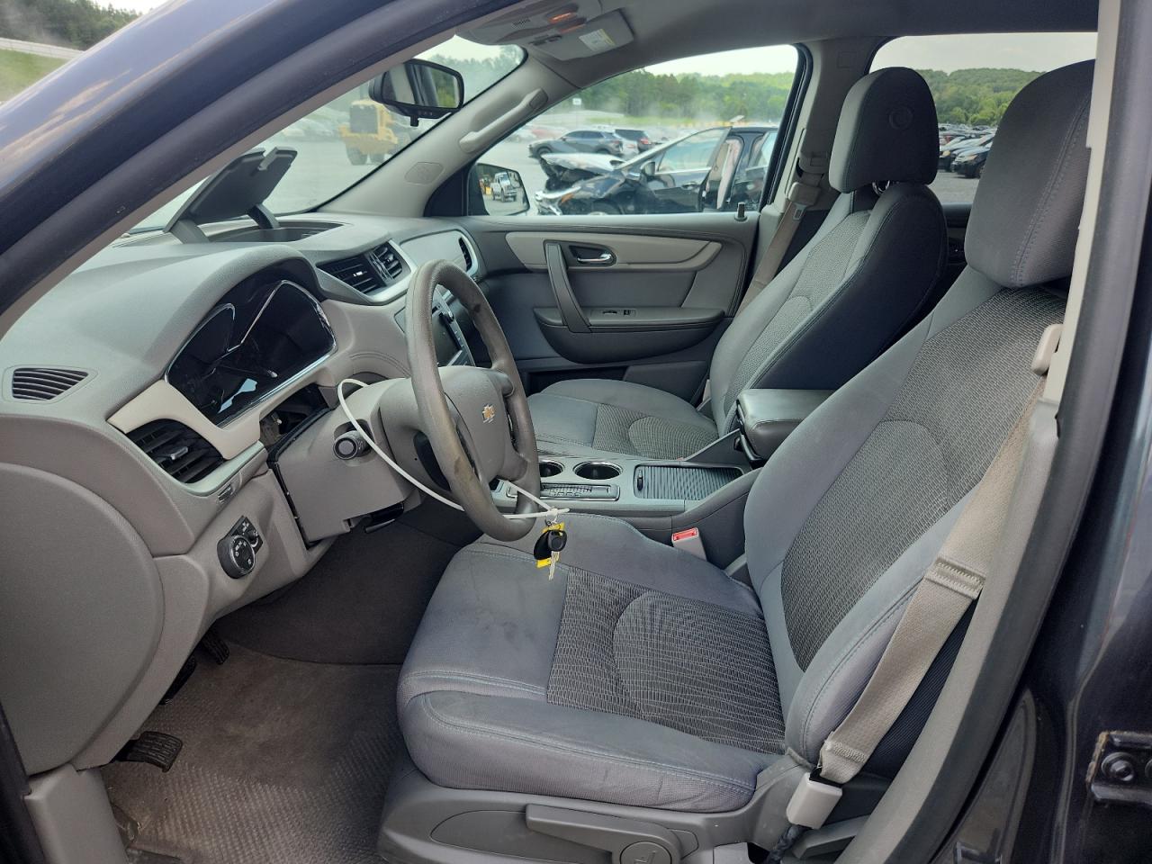 2014 Chevrolet Traverse Ls VIN: 1GNKRFED0EJ216047 Lot: 60675875