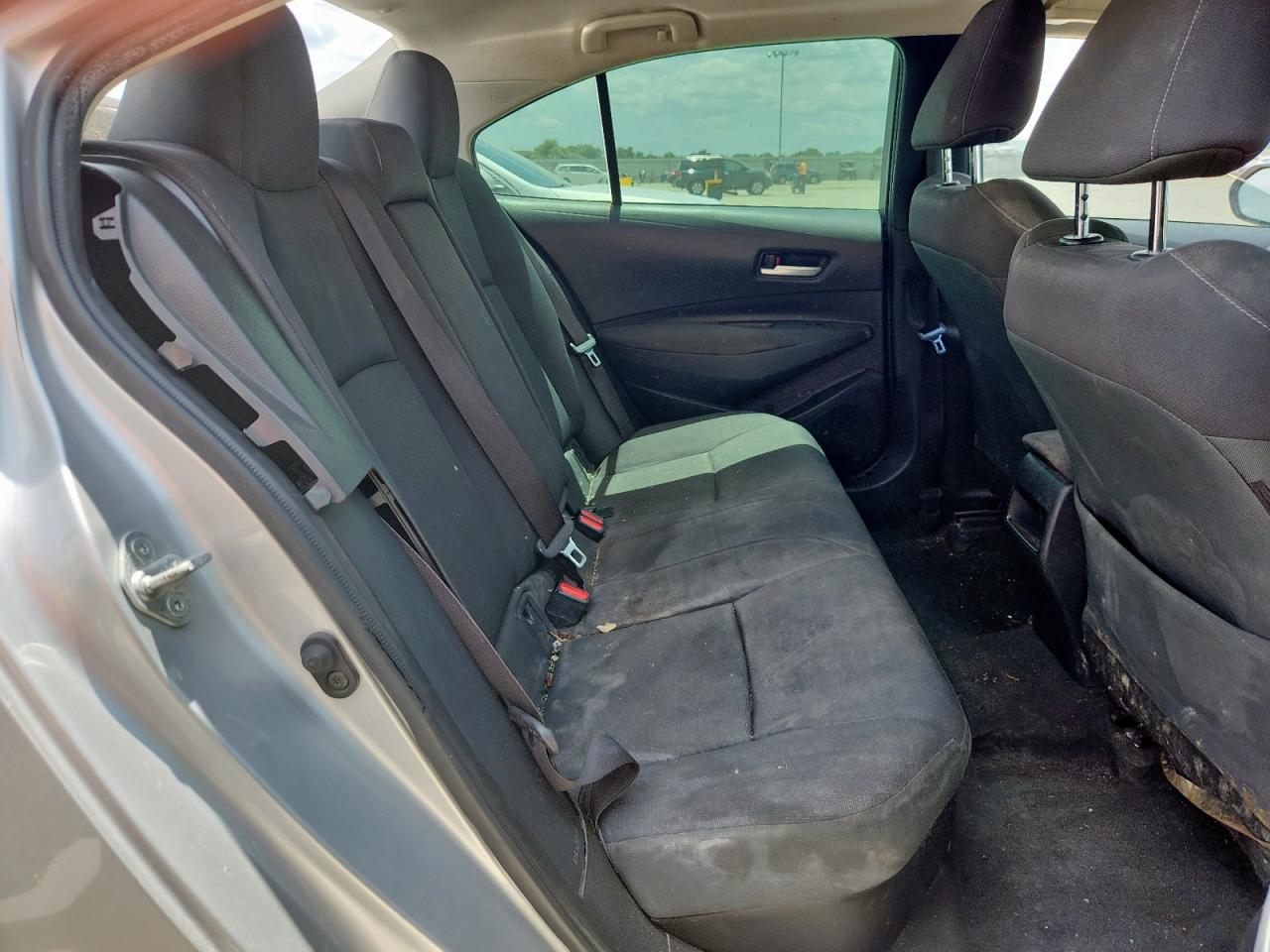2021 Toyota Corolla Le VIN: JTDEAMDE6MJ010449 Lot: 63421375