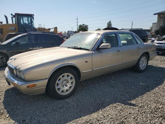 2002 Jaguar Xj8