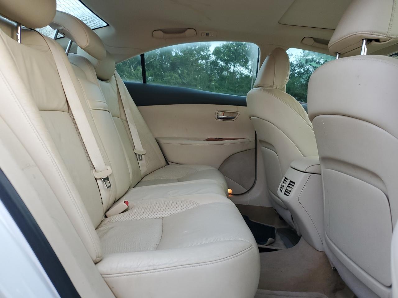 2010 Lexus Es 350 VIN: JTHBK1EG7A2402875 Lot: 64792955