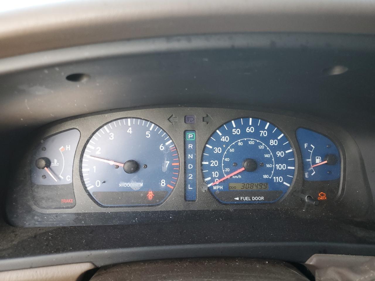 2002 Toyota Sienna Le VIN: 4T3ZF13C32U464027 Lot: 65051145