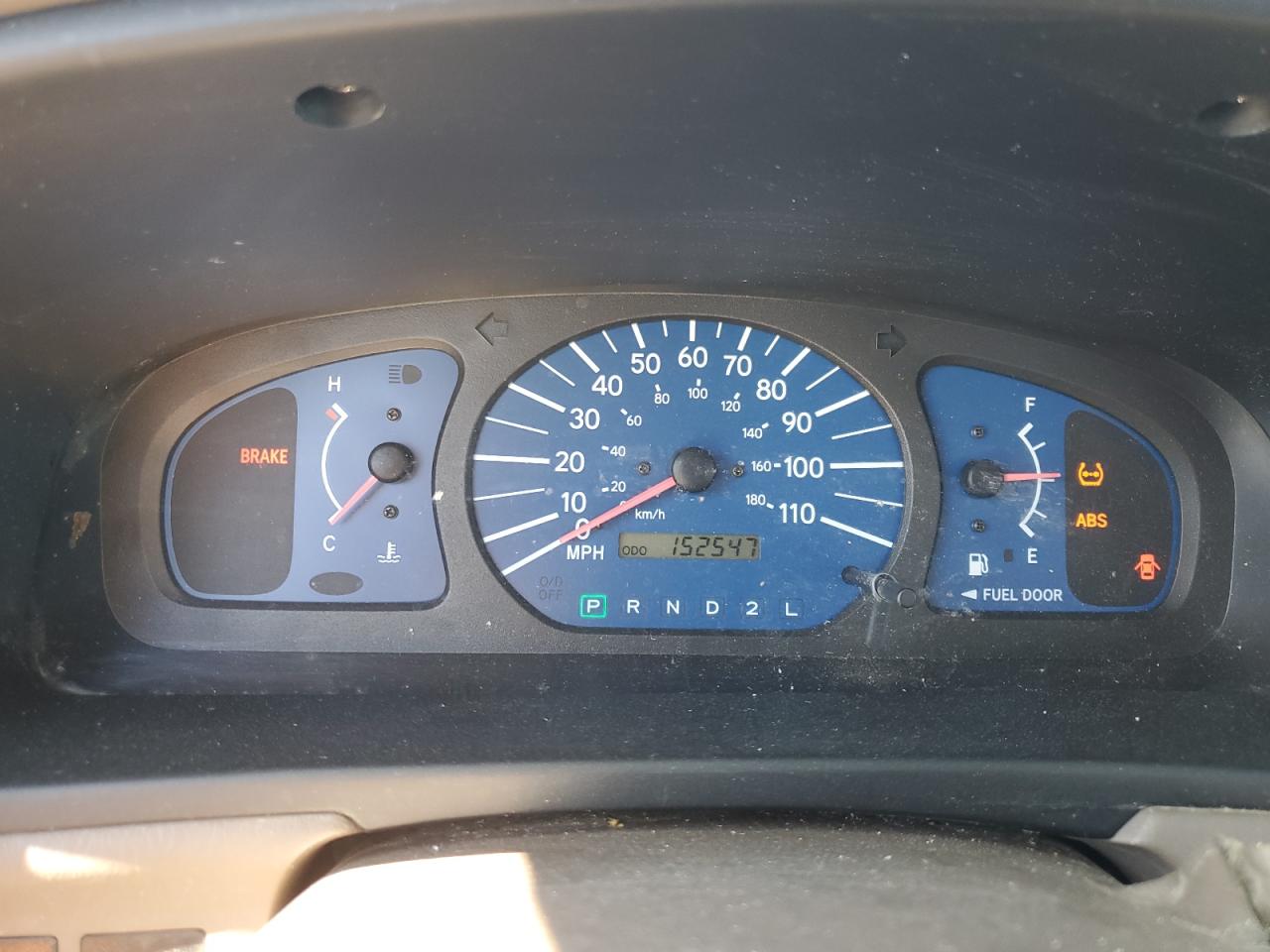 2002 Toyota Sienna Ce VIN: 4T3ZF19C32U487945 Lot: 64080805