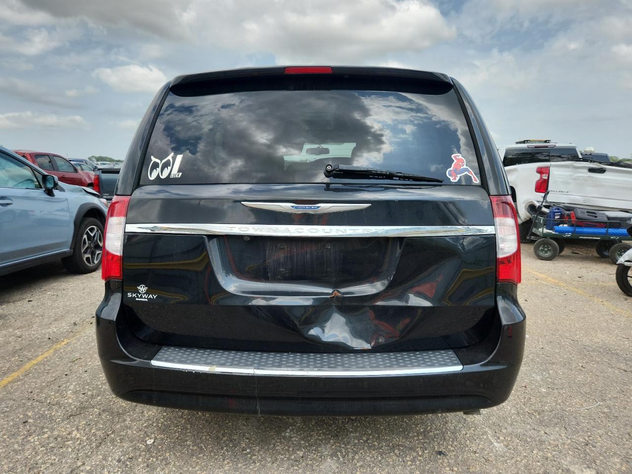 2016 Chrysler Town & Country Lx VIN: 2C4RC1AG9GR111954 Lot: 65642445