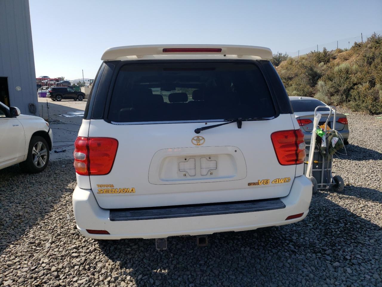 2002 Toyota Sequoia Limited VIN: 5TDBT48A02S111023 Lot: 63874625