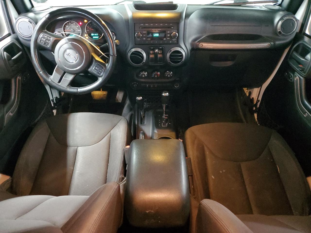 2015 Jeep Wrangler Sport VIN: 1C4AJWAG5FL668772 Lot: 63392345