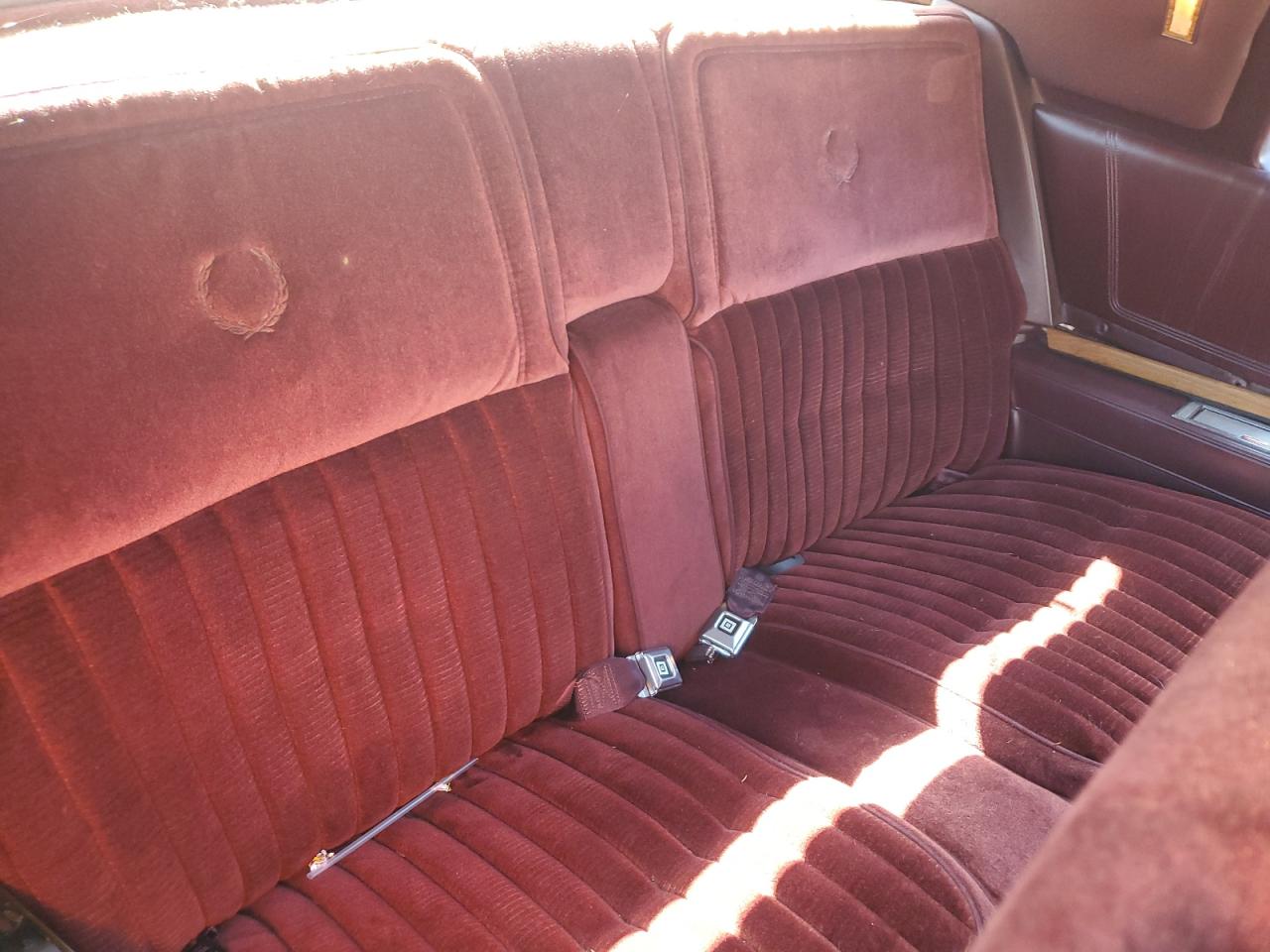 1985 Cadillac Eldorado VIN: 1G6EL5780FE669454 Lot: 65182565