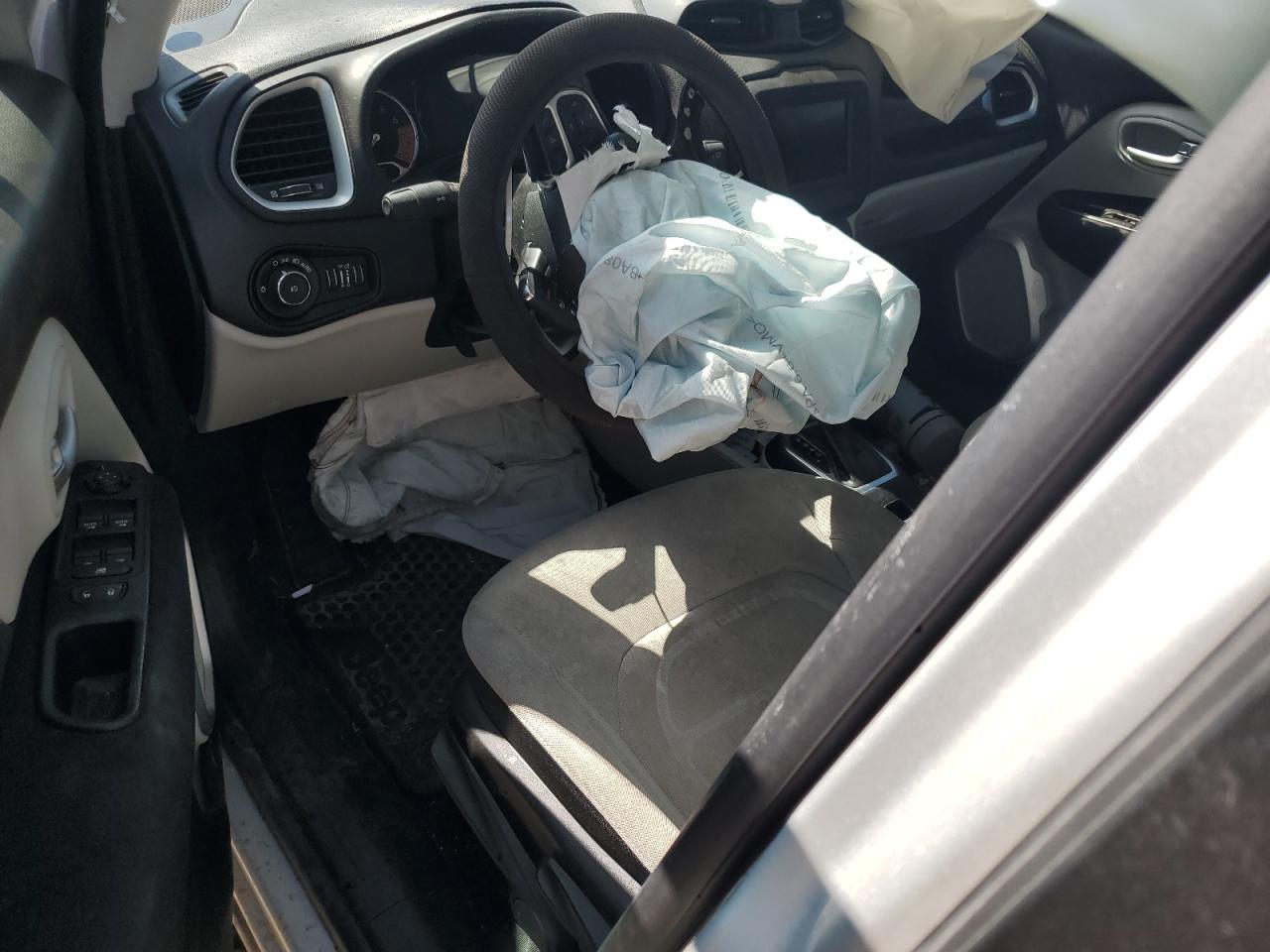 2020 Jeep Renegade Latitude VIN: ZACNJABBXLPL71962 Lot: 64792075