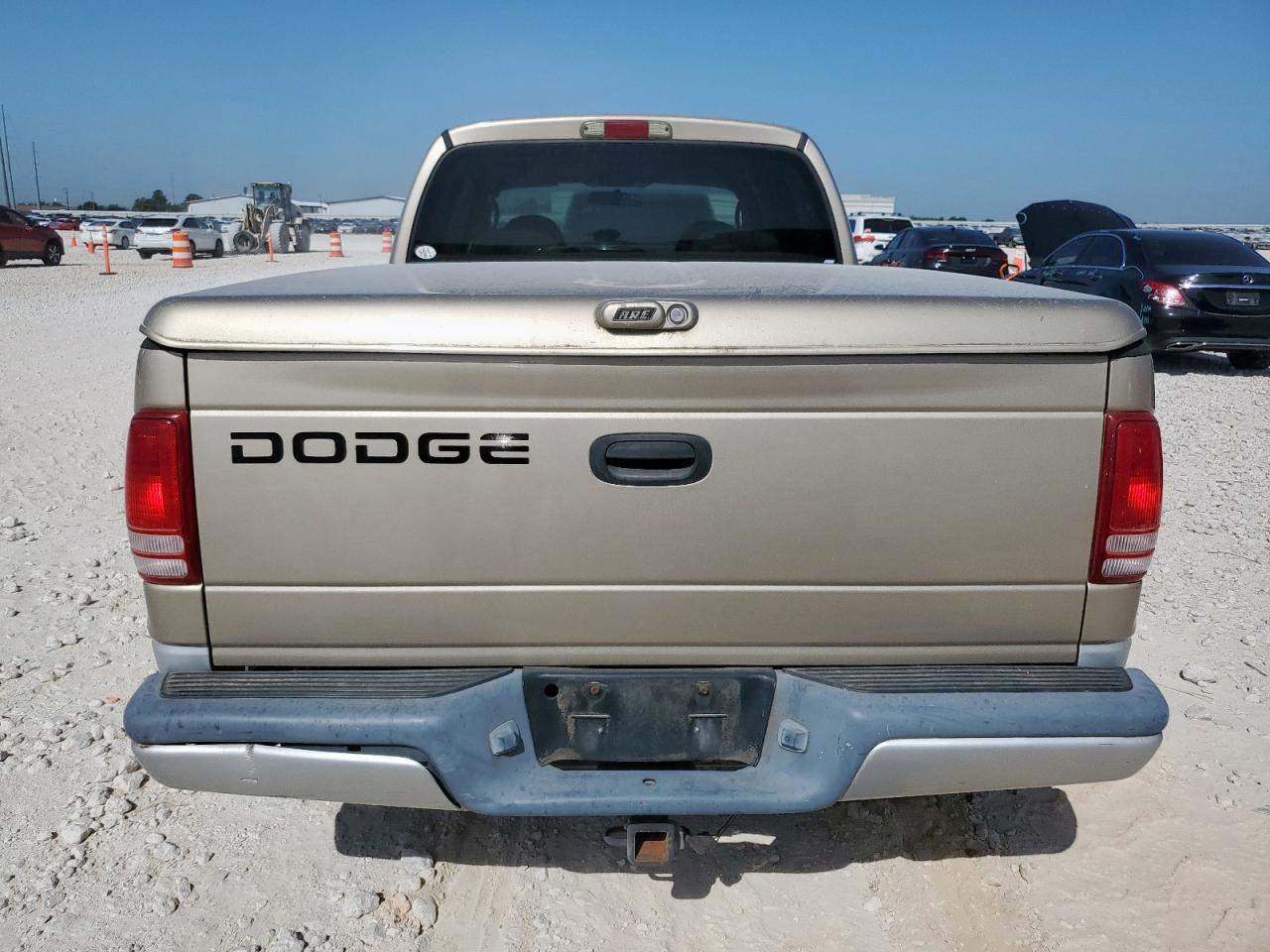 2002 Dodge Dakota Quad Slt VIN: 1B7HL48XX2S693282 Lot: 66738085