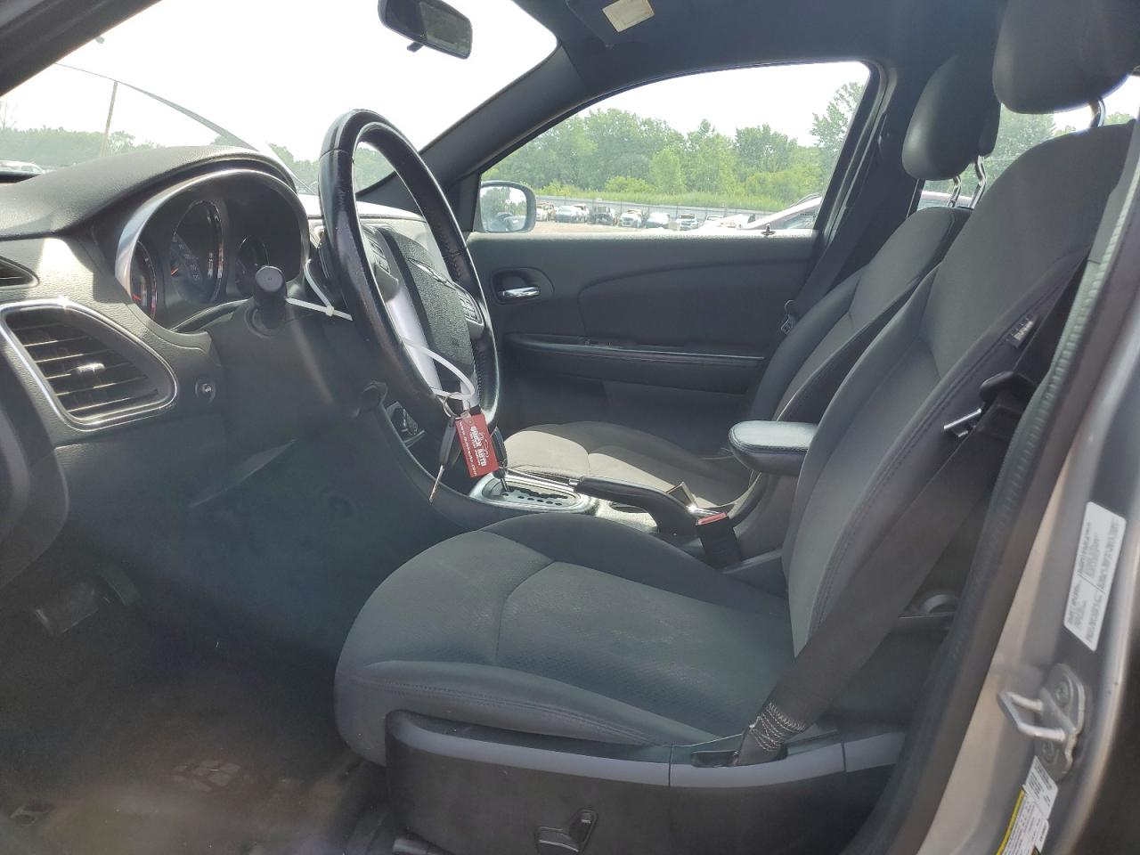 2014 Chrysler 200 Touring VIN: 1C3CCBBB4EN100597 Lot: 65729645