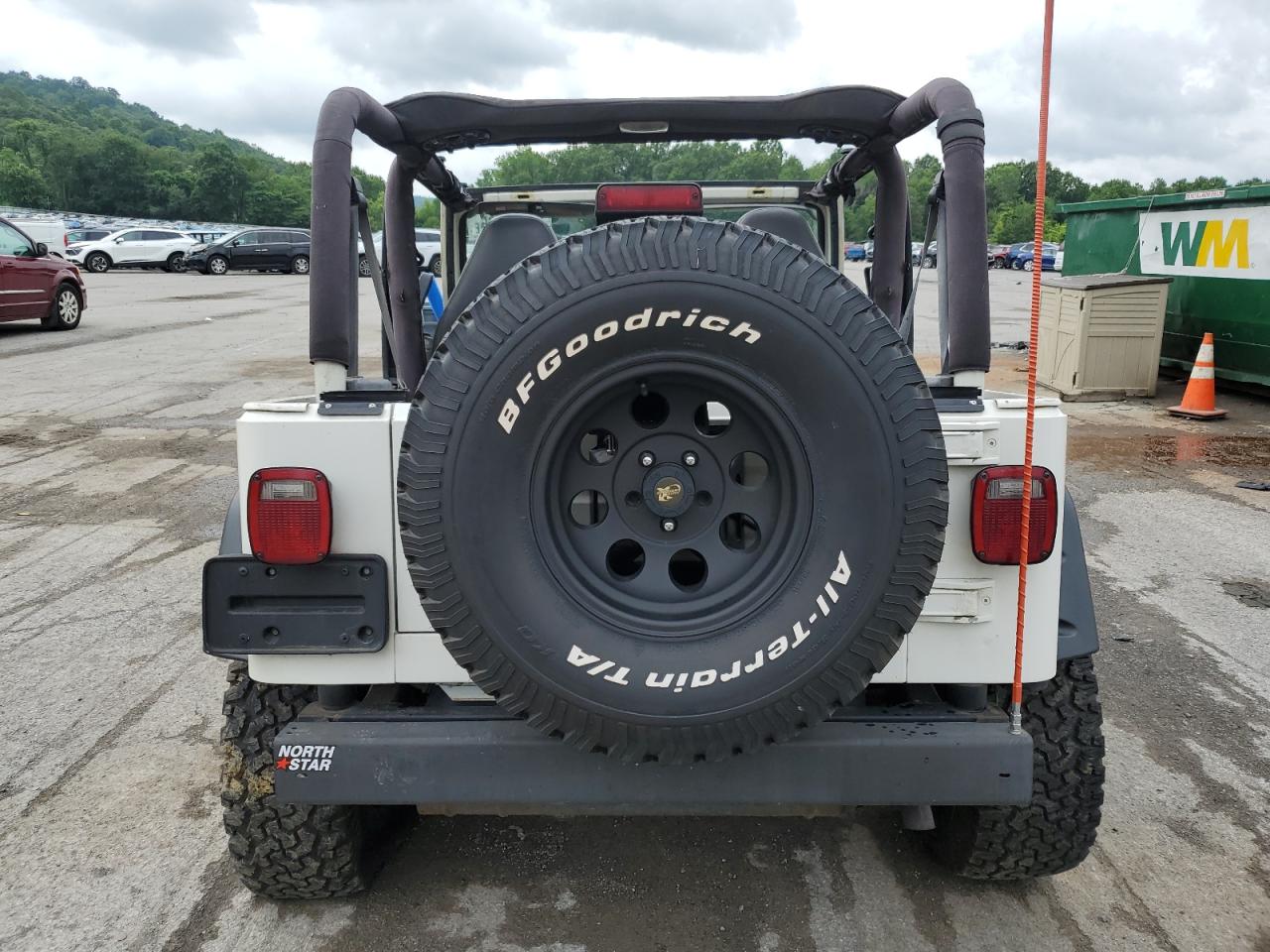 1999 Jeep Wrangler / Tj Se VIN: 1J4FY29P2XP421700 Lot: 63025195