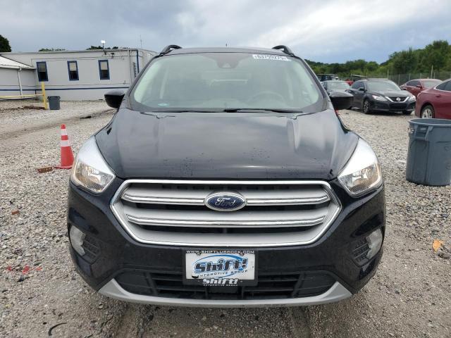  FORD ESCAPE 2018 Czarny