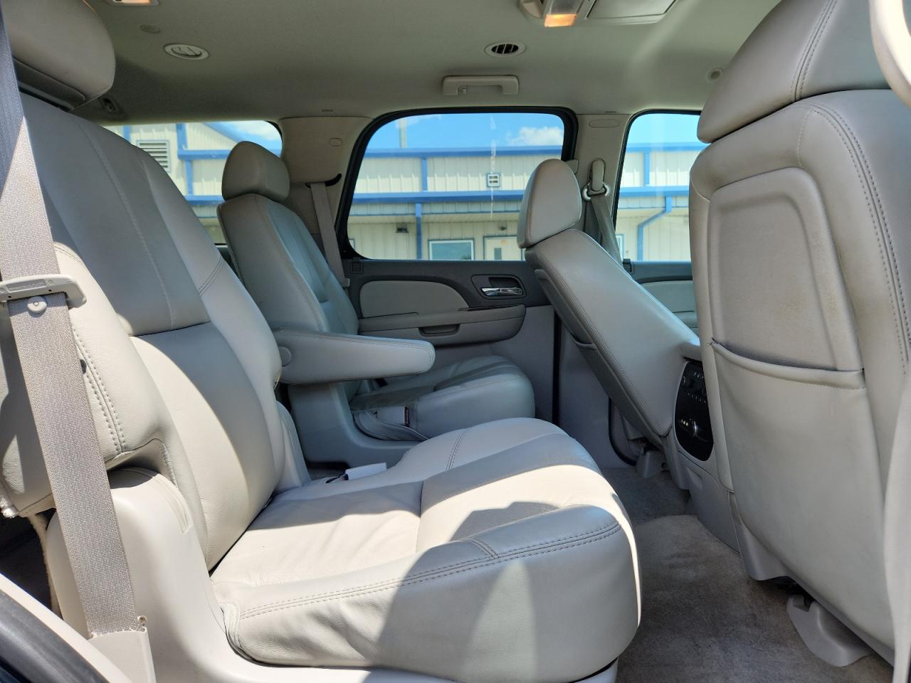 2007 Chevrolet Tahoe C1500 VIN: 1GNFC13077R384035 Lot: 65157995