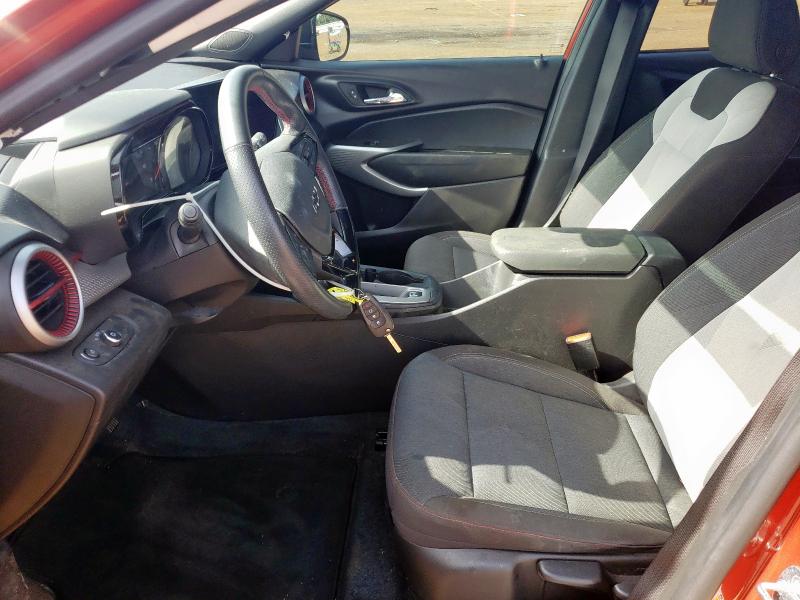  CHEVROLET TRAX 1RS 2024 Оранжев
