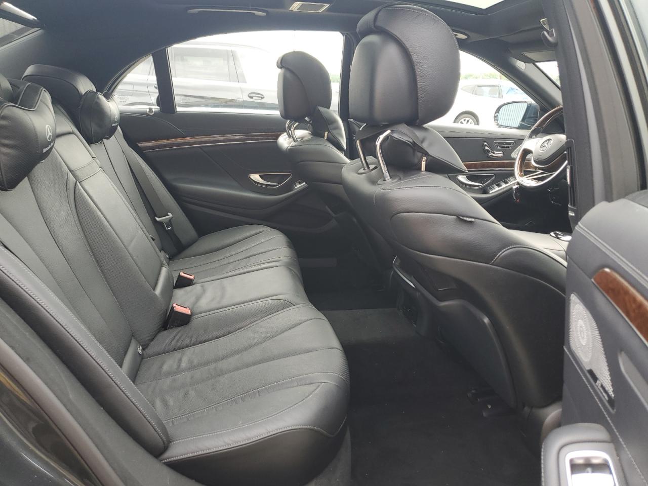 2015 Mercedes-Benz S 550 4Matic VIN: WDDUG8FBXFA125388 Lot: 63371365